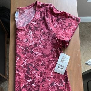 Lularoe Disney Classic tee, Incredibles print
